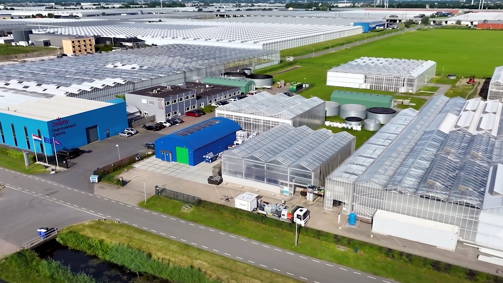 Het HortiScience Innovation Center vanuit de lucht