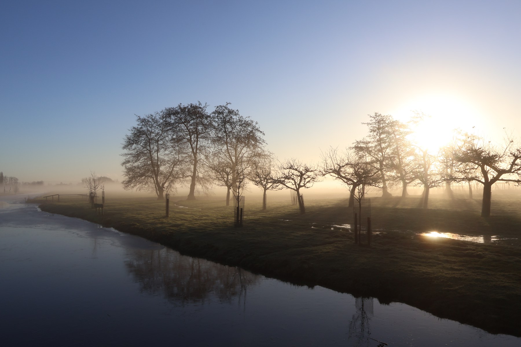 Landgoed bij zonsopkomst